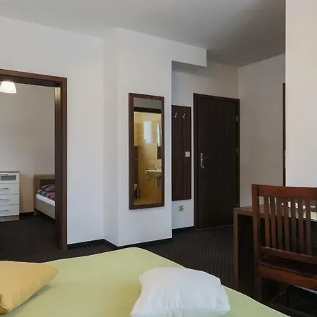 Mila 3*