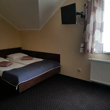 Couette-café Mila 3*
