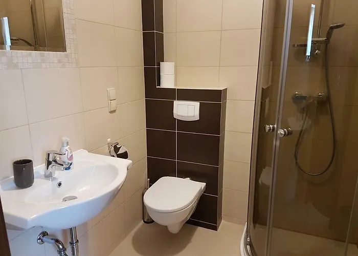 לינה וארוחת בוקר Mila ויסלאו